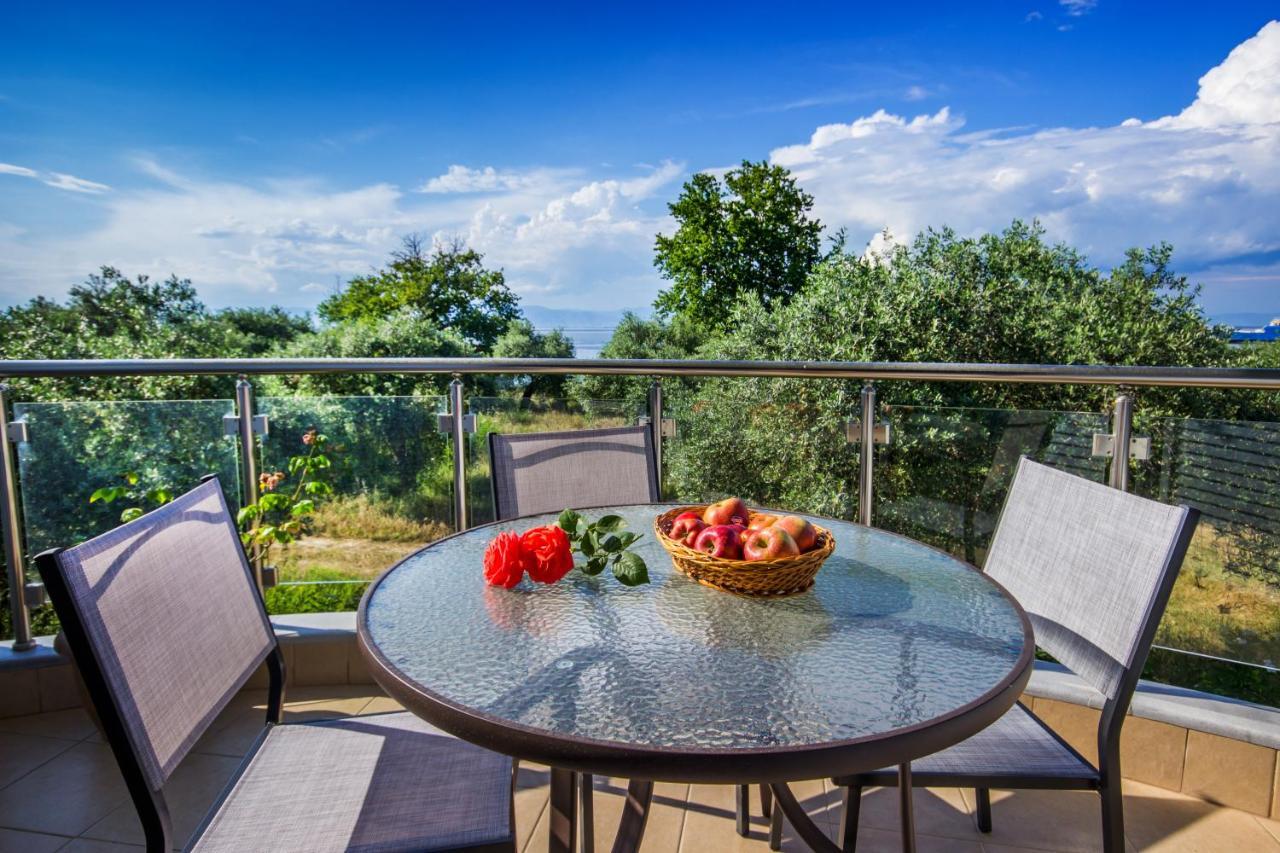 Bivas Apartments Liménasz Kültér fotó