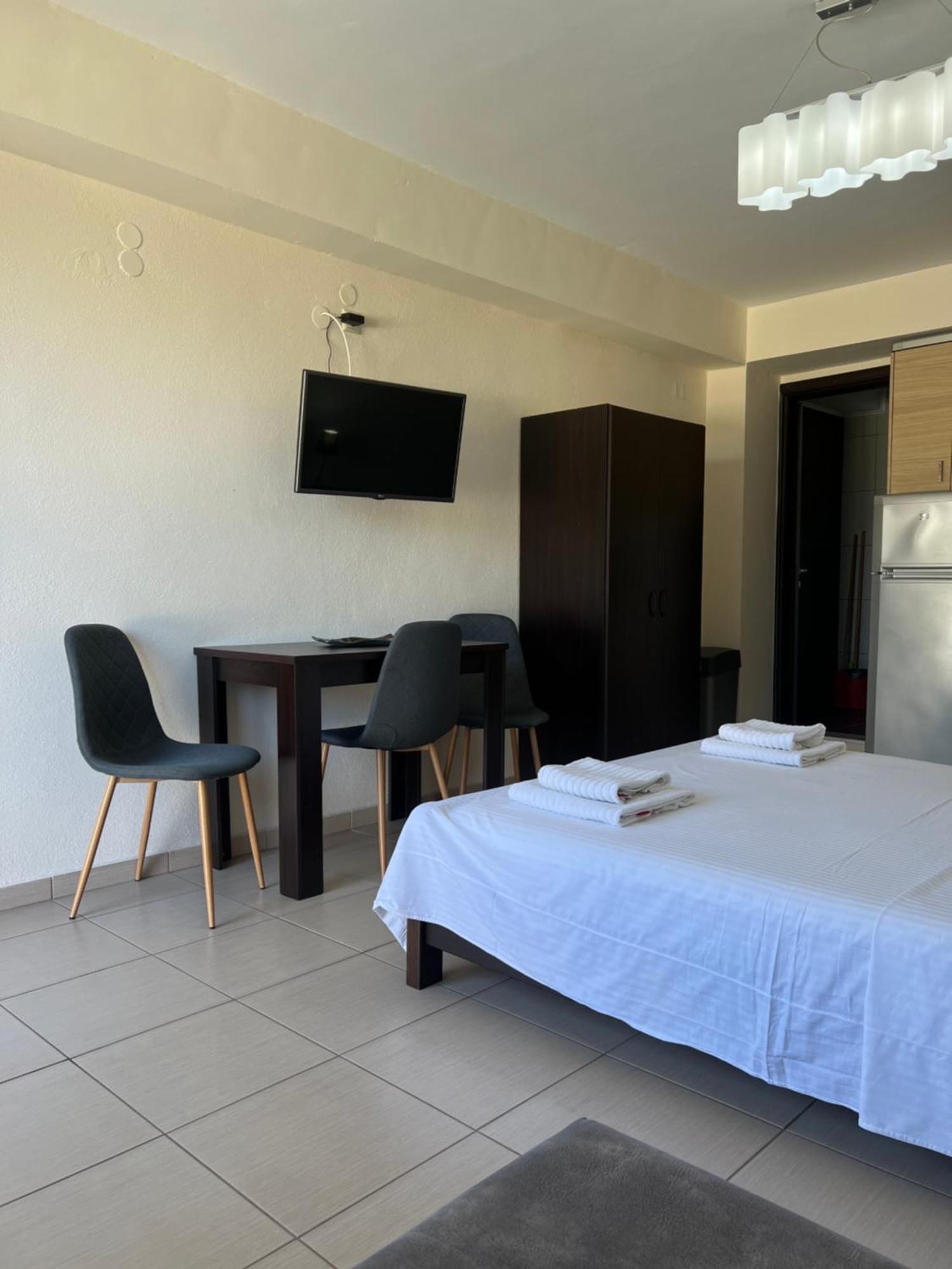 Bivas Apartments Liménasz Kültér fotó